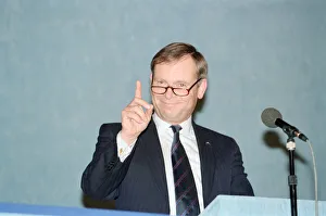 The Conservative Party Conference, Blackpool. Pictured, Jeffrey Archer. 14th October 1991 The Conservative Party Conference, Blackpool. Pictured, Jeffrey Archer. 14th October 1991