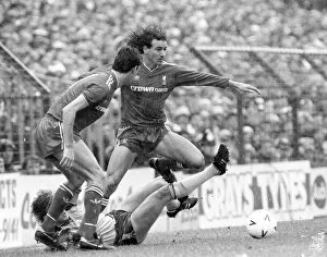 Images Dated 7th April 1986: CRAIG JOHNSON IN ACTION DURING DURING LIVERPOOL V SOUTHAMPTON