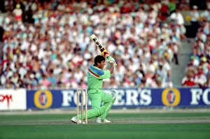 Images Dated 25th March 1992: Cricket World Cup 1992 - Australia: Final: England v. Pakistan at Melbourne