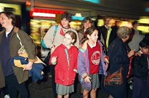 Crowds waiting to see the Christmas lights being switched on, Broad Street Mall, Reading Crowds waiting to see the Christmas lights being switched on, Broad Street Mall, Reading