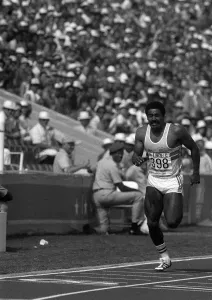 Daley Thompson on the running track in the 1984 Olympics, LA Daley Thompson on the running track in the 1984 Olympics, LA