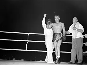 Dave Charnley at the end of his fight with Joe Lopes Dave Charnley at the end of his fight with Joe Lopes
