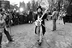 Dave Hill of Slade filming a new video at Eastnor Castle, near Ledbury. 26th January 1984 Dave Hill of Slade filming a new video at Eastnor Castle, near Ledbury. 26th January 1984