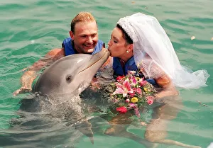 David Blades dolphin wedding Bahamas 1998 marries bride Avril Thomson in Blue David Blades dolphin wedding Bahamas 1998 marries bride Avril Thomson in Blue