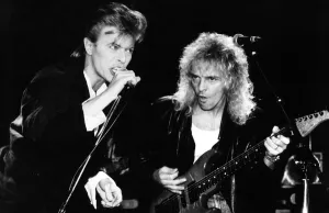 David Bowie playing a secret concert in a tiny old time music hall before 150 people David Bowie playing a secret concert in a tiny old time music hall before 150 people