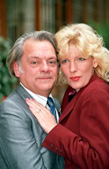 DAVID JASON AND DIANA WESTON IN PHOTOCALL TO PROMOTE A BIT OF A DO - 29/09/1989 DAVID JASON AND DIANA WESTON IN PHOTOCALL TO PROMOTE A BIT OF A DO - 29/09/1989