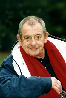 Derek Fowlds Actor who was in Yes Minister and Yes Prime Minister Derek Fowlds Actor who was in Yes Minister and Yes Prime Minister