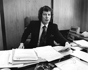 Derek Jameson working in editor's office at Daily Express - August 1977 Derek Jameson working in editor's office at Daily Express - August 1977