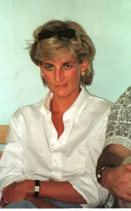 Mirror/0100to0199 00154/diana princess wales makes day visit bosnia Mirror/0100to0199 00154/diana princess wales makes day visit bosnia