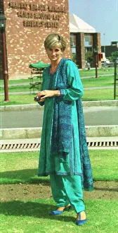 Diana, Princess of Wales at the Shaukat Khanum Memorial Hospital in Lahore, Pakistan Diana, Princess of Wales at the Shaukat Khanum Memorial Hospital in Lahore, Pakistan
