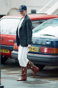 Diana, Princess of Wales takes Prince Harry to school following the Easter holidays Diana, Princess of Wales takes Prince Harry to school following the Easter holidays