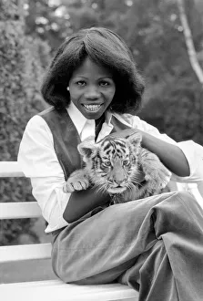 Diane Jones with Tiger Cubs. Septermber 1975 S Diane Jones with Tiger Cubs. Septermber 1975 S