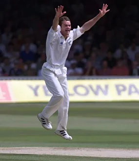 Dion Nash July 1999 Nash of New Zealand appeals for the wicket of Chris Read of Dion Nash July 1999 Nash of New Zealand appeals for the wicket of Chris Read of