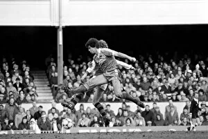 Images Dated 5th February 1983: Division 1 football. Arsenal 3 v. Brighton and Hove Albion 1. February 1983 LF12-26-089