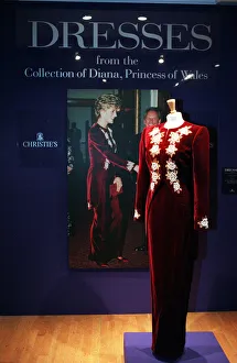 DRESSES FROM THE COLLECTION OF PRINCESS DIANA ON SHOW AT CHRISTIES IN LONDON TODAY DRESSES FROM THE COLLECTION OF PRINCESS DIANA ON SHOW AT CHRISTIES IN LONDON TODAY