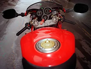 DUCATI 900ss January 1999 Instruments petrol tank motorcycle motorbike DUCATI 900ss January 1999 Instruments petrol tank motorcycle motorbike