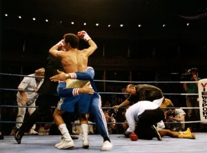 Duke McKenzie Boxer laying on ring floor after being knocked out by Rafael Del Valle Duke McKenzie Boxer laying on ring floor after being knocked out by Rafael Del Valle