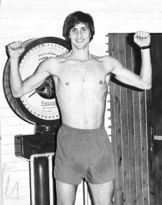 Dutch footballer Johan Cruyff in the dressing room of the Barcelona team after a Training Dutch footballer Johan Cruyff in the dressing room of the Barcelona team after a Training