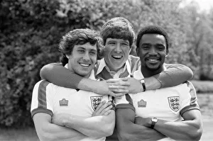 Emlyn Hughes with England's new caps Kenny Sanson and Laurie Cunningham Emlyn Hughes with England's new caps Kenny Sanson and Laurie Cunningham
