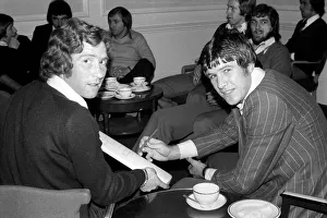 England Players: Emlyn Hughes and Alan Ball with a cricket bat that was autographed by England Players: Emlyn Hughes and Alan Ball with a cricket bat that was autographed by