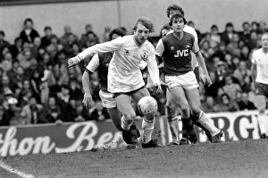 English League Divison One match at White Hart lane. Tottenham Hotspur 5 v Arsenal English League Divison One match at White Hart lane. Tottenham Hotspur 5 v Arsenal