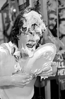 Entertainment: Television programme: Tiswas: Daily Mirror's Sue Tranter Entertainment: Television programme: Tiswas: Daily Mirror's Sue Tranter