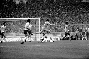 F. A. Cup Final. Manchester City 1 v. Tottenham Hotspur 1. May 1981 MF02-30-067 F. A. Cup Final. Manchester City 1 v. Tottenham Hotspur 1. May 1981 MF02-30-067