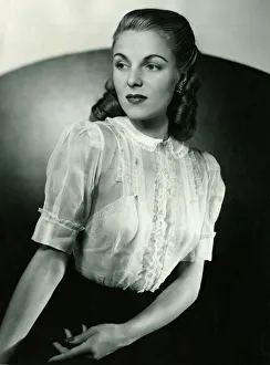 Fashion 1940s Model Short sleeved white blouse by Allardale Narrow gathered Fashion 1940s Model Short sleeved white blouse by Allardale Narrow gathered