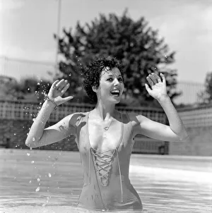 Fashion: Swimwear: Model Maureen Hudson. Maureen Hudson has just finished a string of T.V Fashion: Swimwear: Model Maureen Hudson. Maureen Hudson has just finished a string of T.V