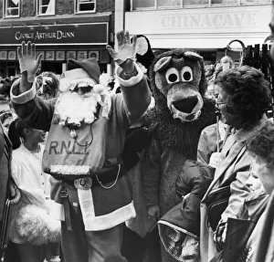 Father Christmas arrives at Lewis's store in Liverpool Father Christmas arrives at Lewis's store in Liverpool