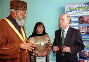 Fergus McCann April 1999 at Southside Housing Association Saffron Befriending Service Fergus McCann April 1999 at Southside Housing Association Saffron Befriending Service