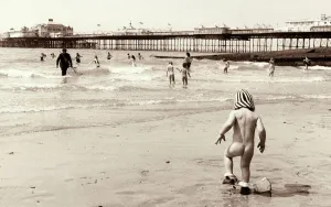 The fine spring weather brought crowds onto Brighton's beaches The fine spring weather brought crowds onto Brighton's beaches