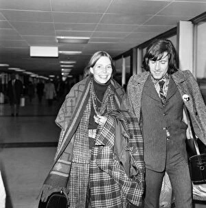 Heathrow Airport Collection: Folk singer Joni Mitchell who writes songs for pop singers