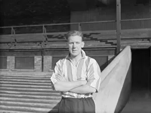 00236 Collection: Football Arthur Hudgell of Sunderland, who made 275 appearence for the club April