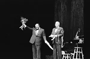 Frank Sinatra and Luciano Pavarotti, benefit for Memorial Sloan-Kettering Cancer Center Frank Sinatra and Luciano Pavarotti, benefit for Memorial Sloan-Kettering Cancer Center