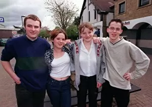 Images Dated 8th May 1998: Gang warfare feature May 1998 Milngavie teenagers l-r Brian Gunnell 18 Mandy Mansell 17