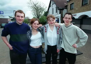 Gang warfare Milngavie and Bearsden May 1998 group teenage girls boys in town centre Gang warfare Milngavie and Bearsden May 1998 group teenage girls boys in town centre