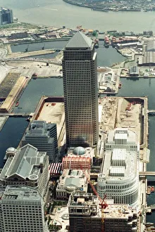 General view showing One Canada Square in Canary Wharf, London during its construction General view showing One Canada Square in Canary Wharf, London during its construction