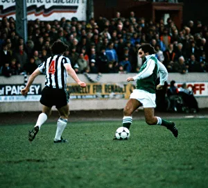George Best in action for Hibernian. 24th November 1979 George Best in action for Hibernian. 24th November 1979