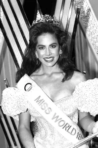 Gina Tolleson of the United States celebrates after being named Miss World 1990 following Gina Tolleson of the United States celebrates after being named Miss World 1990 following