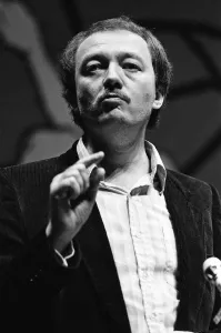 Mirror/1200to1299 01262/glc leader ken livingstone addressing militant Mirror/1200to1299 01262/glc leader ken livingstone addressing militant