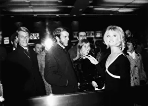 Goldie Hawn Actress and admiring audience at the premiere of her film Cactus Flower Dbase Goldie Hawn Actress and admiring audience at the premiere of her film Cactus Flower Dbase