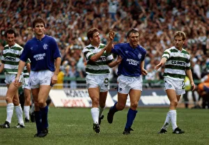 Graham Roberts refuses to shake hands August 1987 with Chris Morris Graham Roberts refuses to shake hands August 1987 with Chris Morris