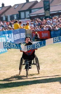 Mirror/0100to0199 00124/great north run 15 september 1996 wheelchair Mirror/0100to0199 00124/great north run 15 september 1996 wheelchair
