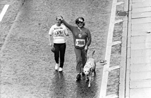 Images Dated 27th June 1982: The Great North Run 27 June 1982 - Blind competitor Joyce Phipps with guide dog Una