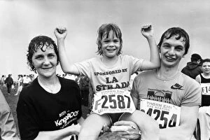 Images Dated 27th June 1982: The Great North Run 27 June 1982 - Clare Anderson with father Michael