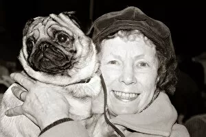 Images Dated 9th February 1986: Gretchen Franklin - who played Ethel in the soap Eastenders with her pet co star