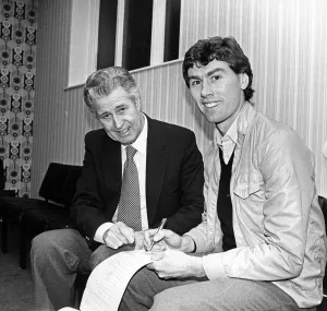 Harold Shepherdson (left) and Dave Thomas. Circa 1981 Harold Shepherdson (left) and Dave Thomas. Circa 1981