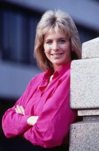 Hazel Irvine TV presenter November 1988 wearing pink blouse shirt arms folded arms Hazel Irvine TV presenter November 1988 wearing pink blouse shirt arms folded arms