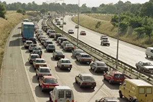 Heavy traffic on the M4 coming into London. 28th June 1989 Heavy traffic on the M4 coming into London. 28th June 1989